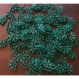 50 Knex green connectors 4 positions - standard Knex parts lot